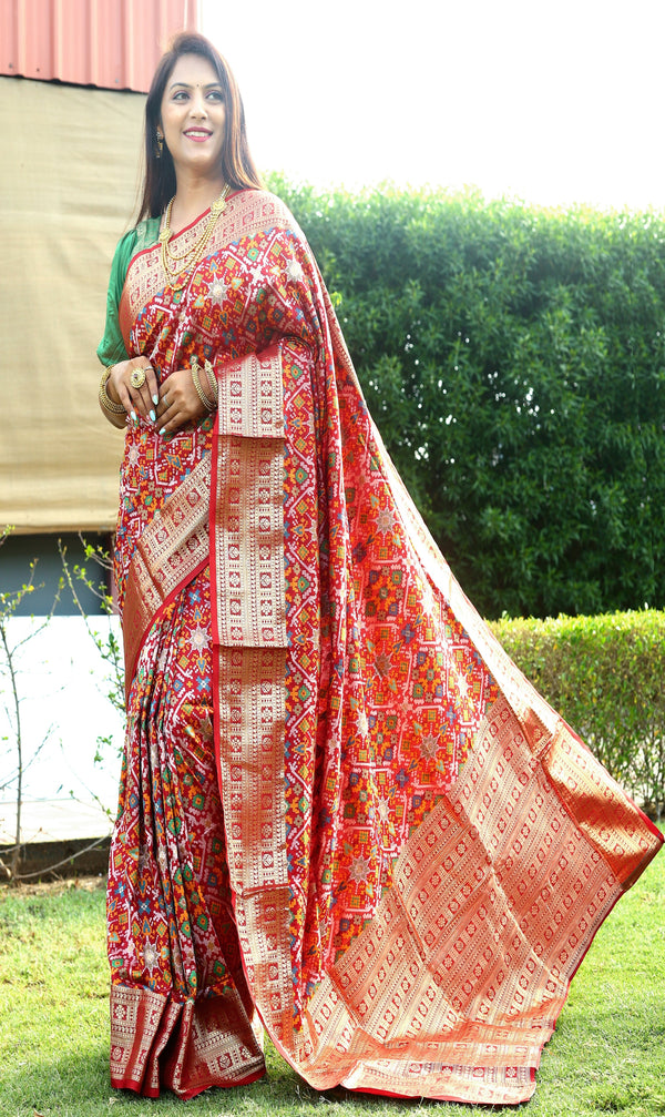 Red Color Beautiful Ikkat Patola Silk Saree