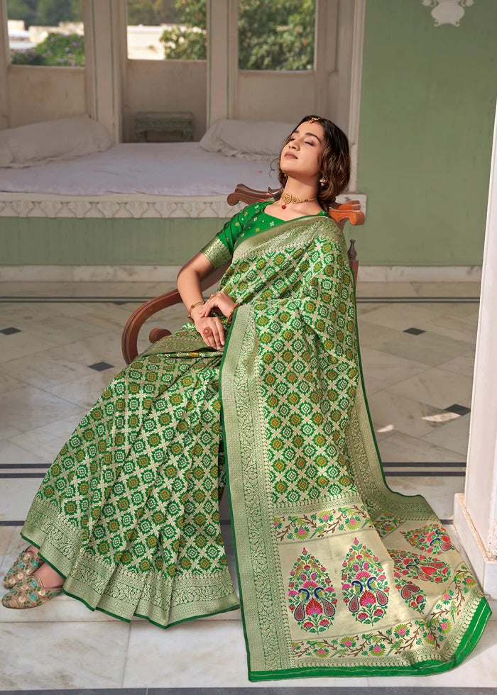 Green Color Bandhani paithani Soft Silk Saree
